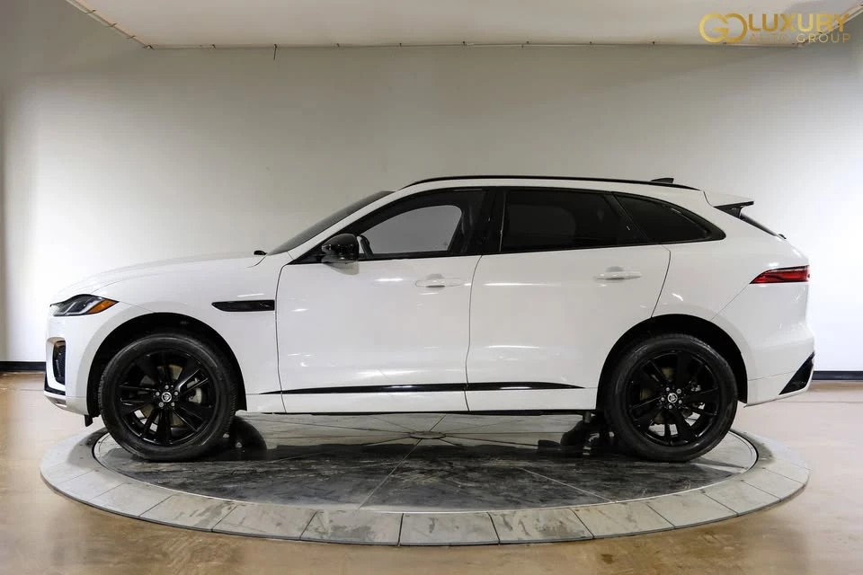 2024 Jaguar F-Pace - Image 11 of 20