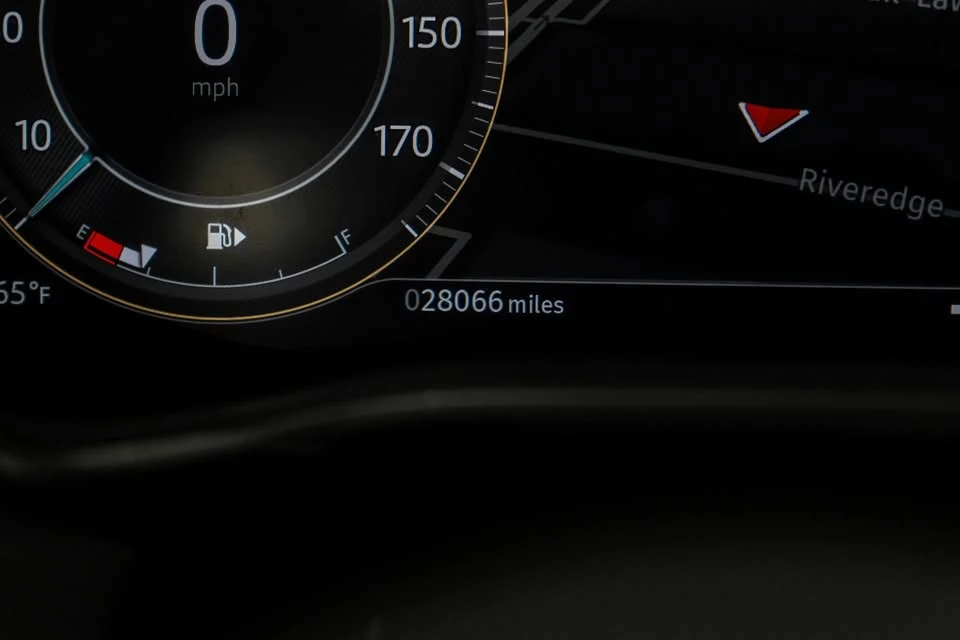 2024 Jaguar F-Pace - Image 10 of 20