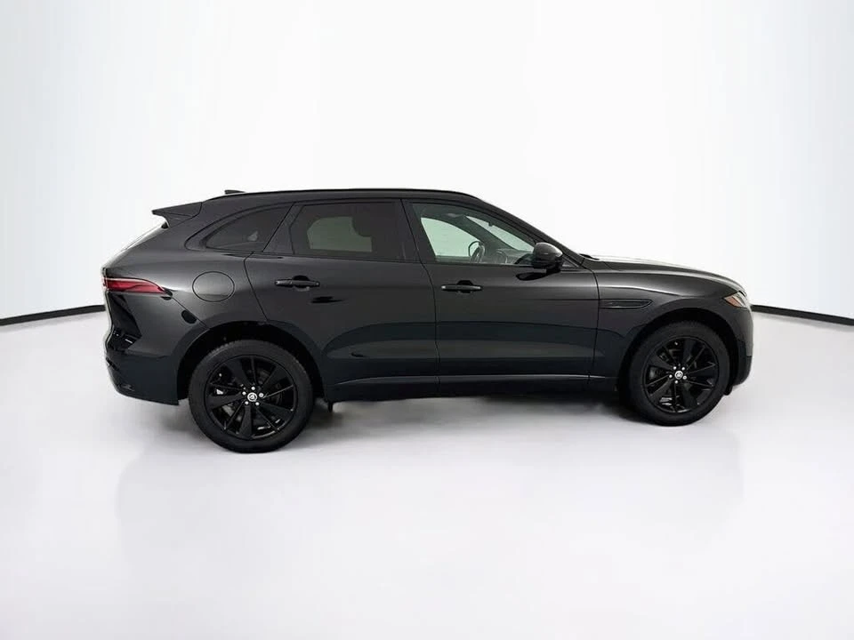 2024 Jaguar F-Pace - Image 4 of 19