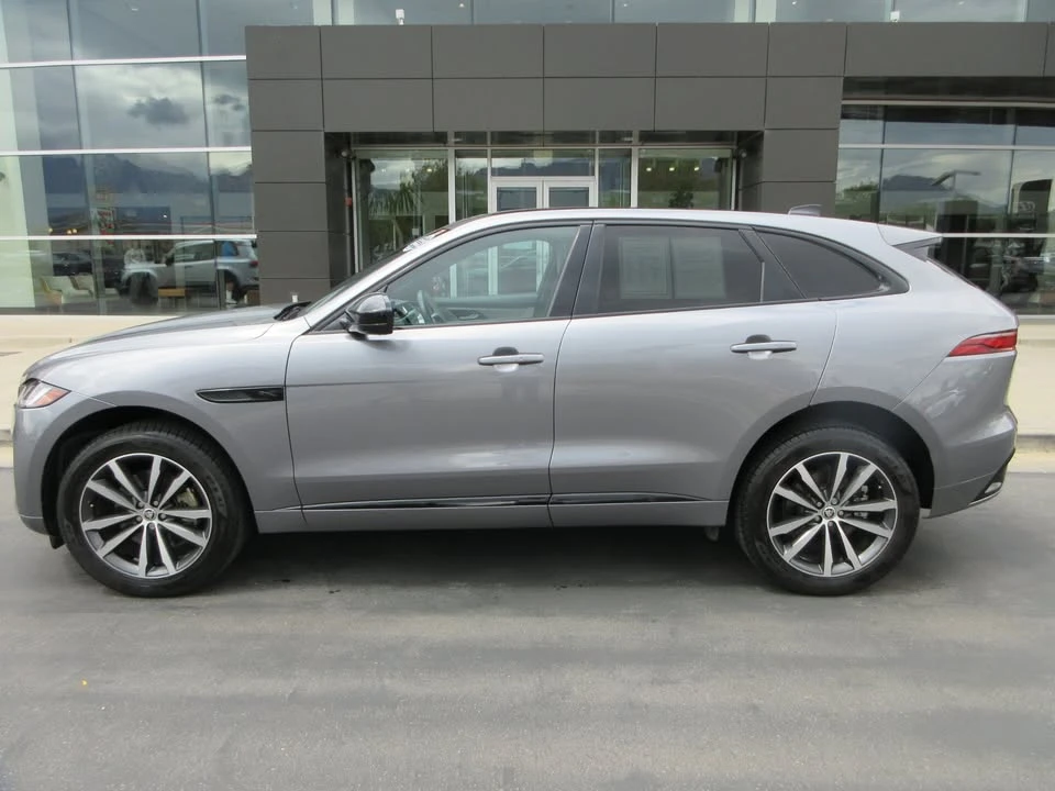 2024 Jaguar F-Pace - Image 5 of 9