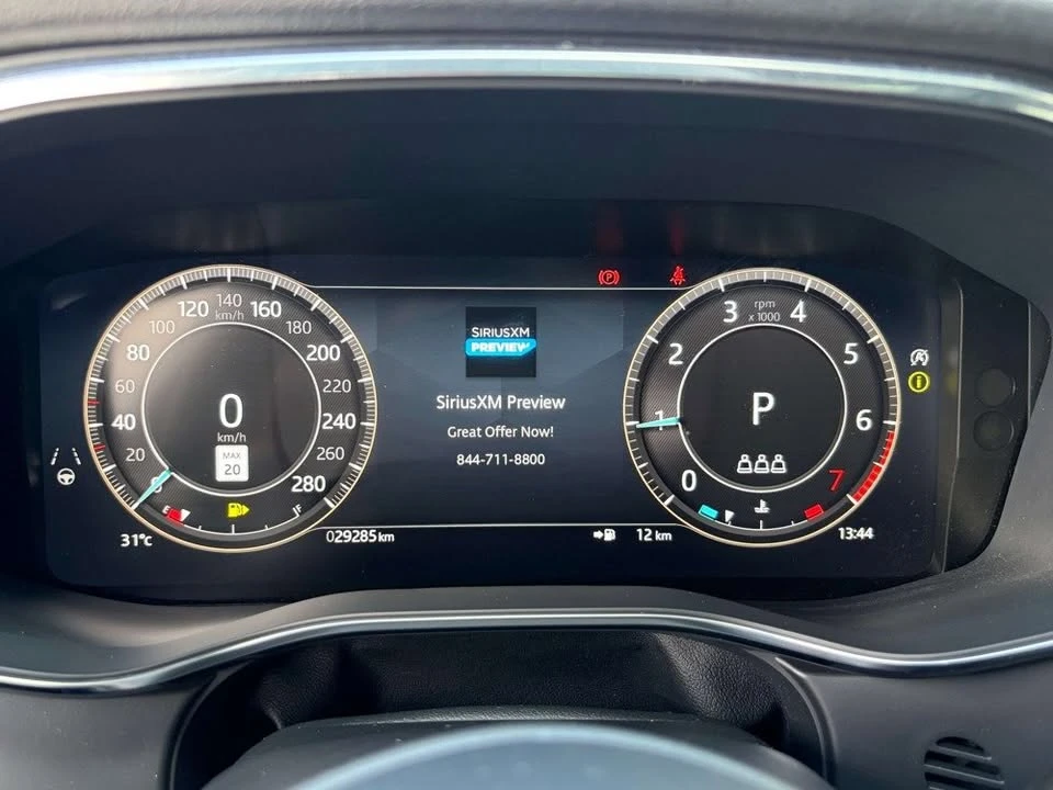 2024 Jaguar F-Pace - Image 8 of 18