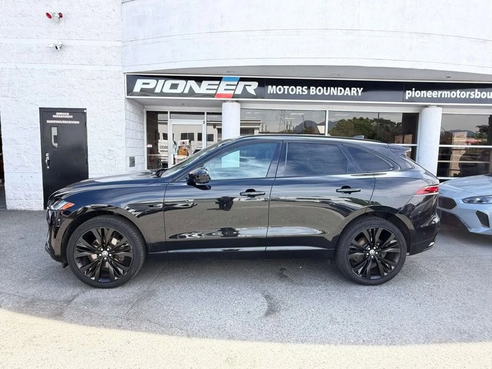 2024 Jaguar F-Pace - Image 2 of 18