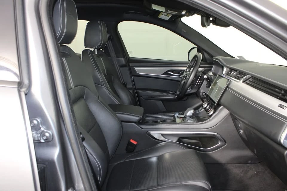 2024 Jaguar F-Pace - Image 13 of 13