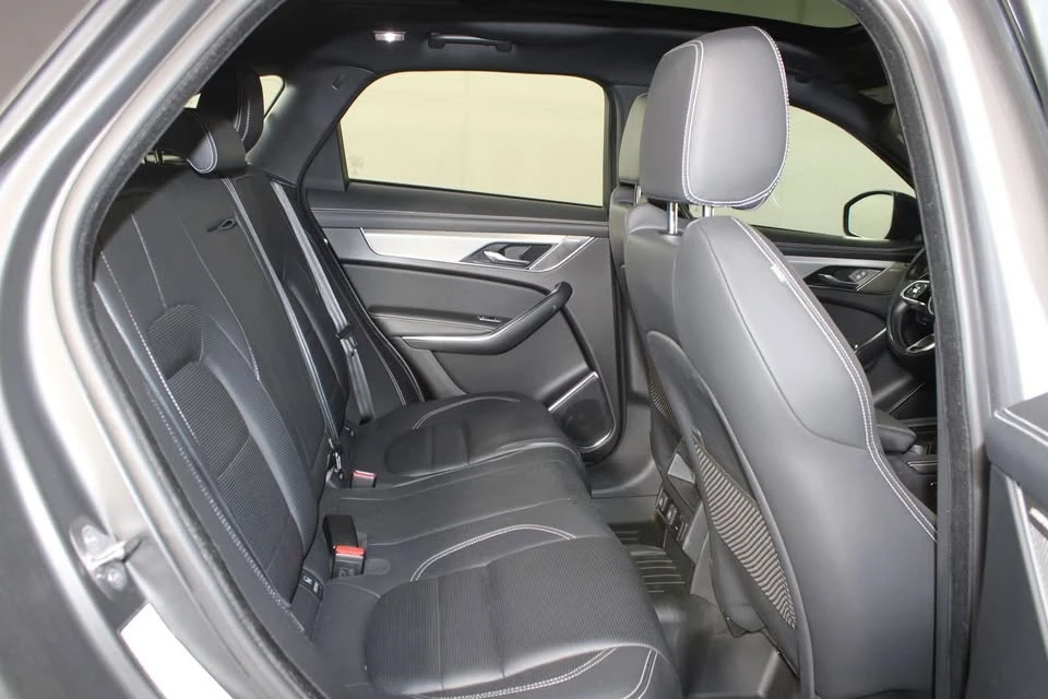 2024 Jaguar F-Pace - Image 11 of 13