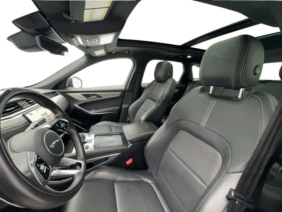 2024 Jaguar F-Pace - Image 17 of 18