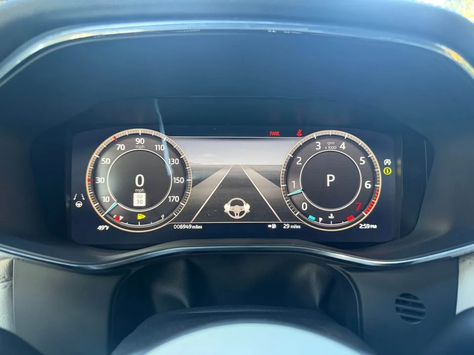 2024 Jaguar F-Pace - Image 15 of 17