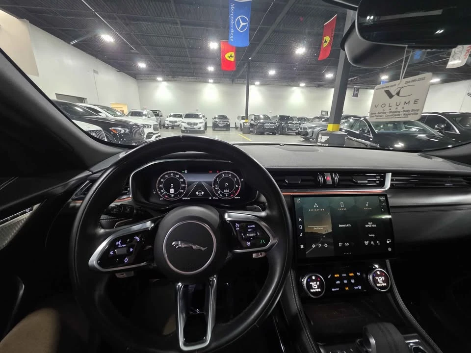 2024 Jaguar F-Pace - Image 12 of 12