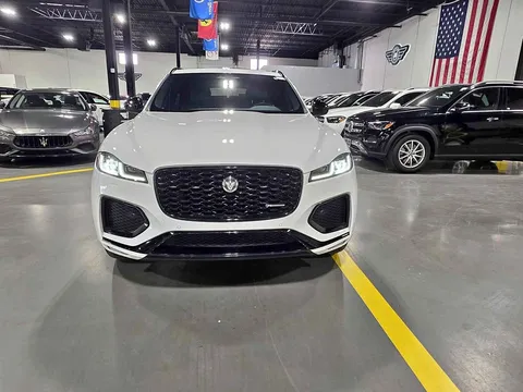 2024 Jaguar F-PACE P250 R-Dynamic S