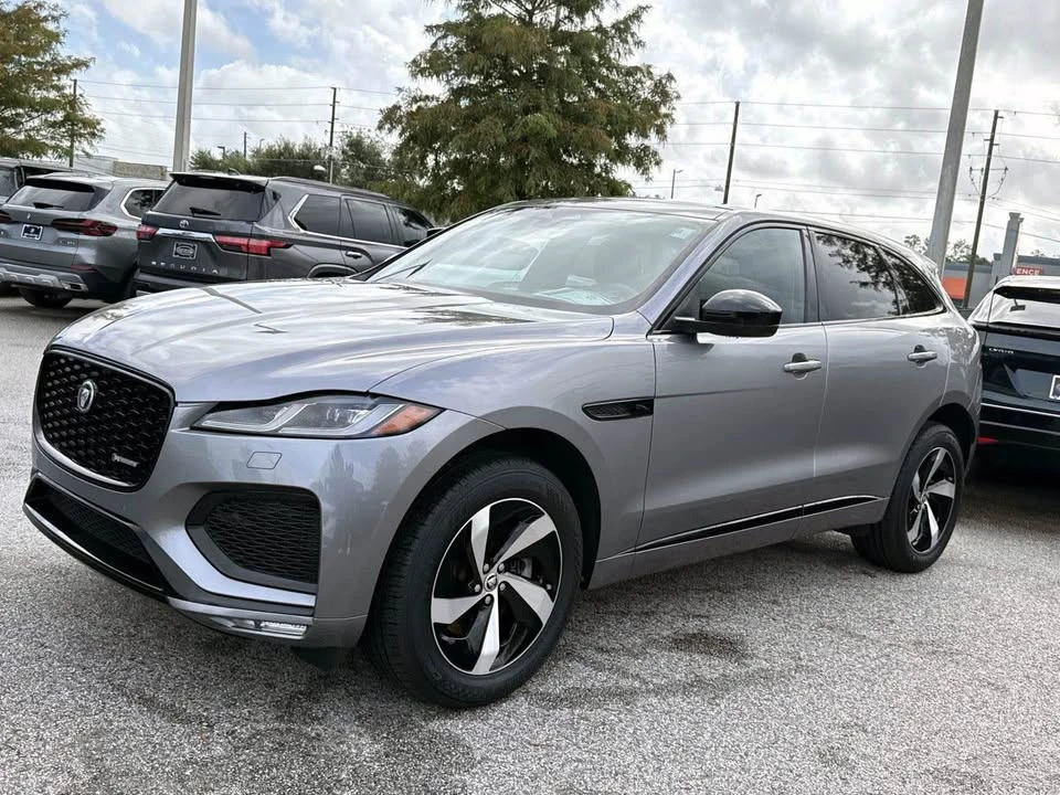 2024 Jaguar F-Pace - Image 7 of 20