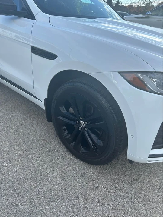 2024 Jaguar F-Pace - Image 9 of 9