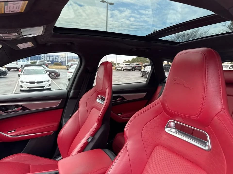 2024 Jaguar F-Pace - Image 5 of 15