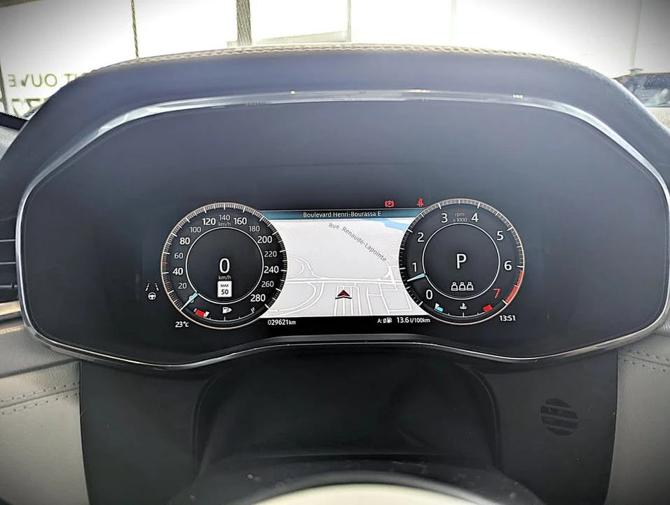 2024 Jaguar F-Pace - Image 13 of 20