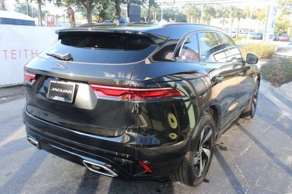2024 Jaguar F-Pace - Image 4 of 20