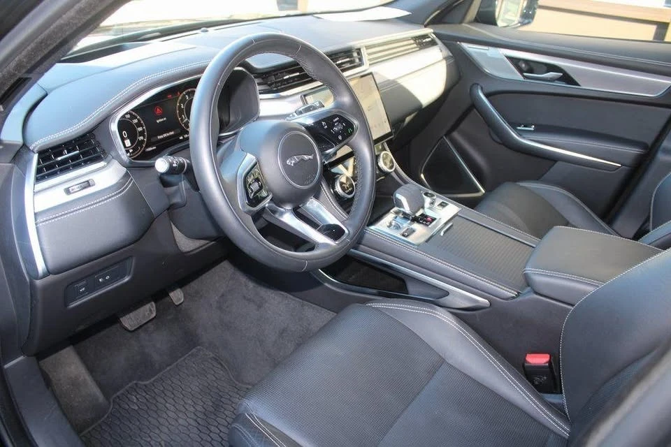 2024 Jaguar F-Pace - Image 9 of 20