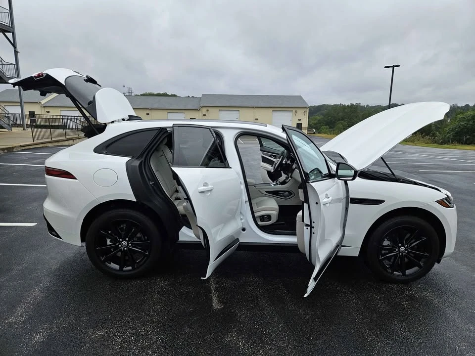 2024 Jaguar F-Pace - Image 19 of 19