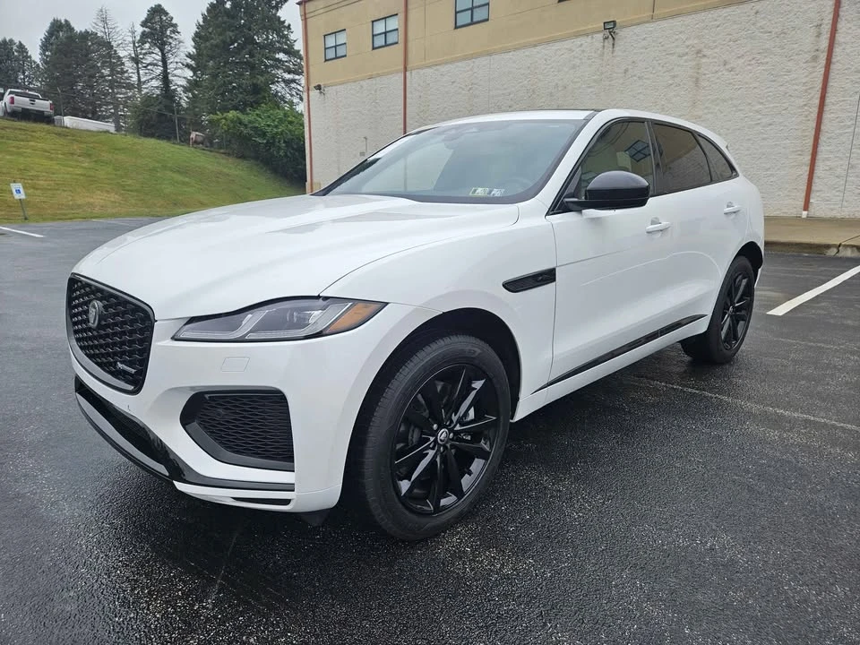 2024 Jaguar F-Pace - Image 8 of 19