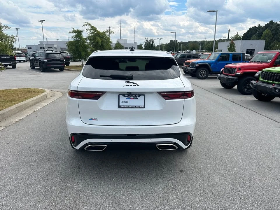 2024 Jaguar F-Pace - Image 2 of 4