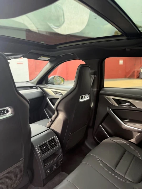 2024 Jaguar F-Pace - Image 6 of 14