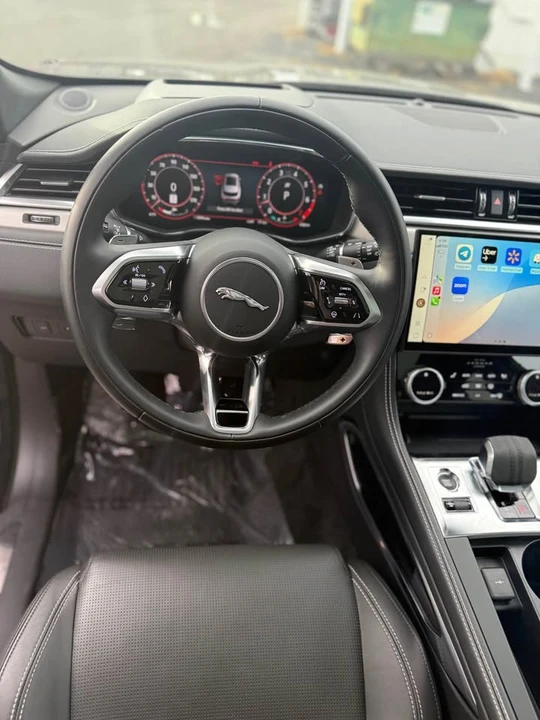 2024 Jaguar F-Pace - Image 14 of 14