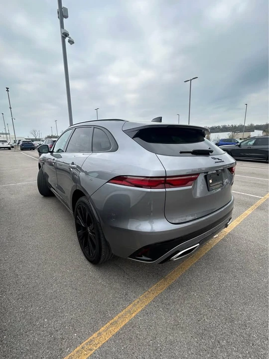2024 Jaguar F-Pace - Image 3 of 7