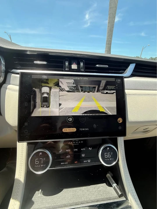 2024 Jaguar F-Pace - Image 14 of 18