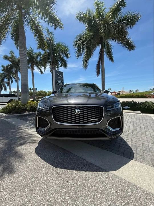 2024 Jaguar F-Pace - Image 6 of 18