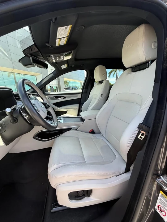 2024 Jaguar F-Pace - Image 11 of 18