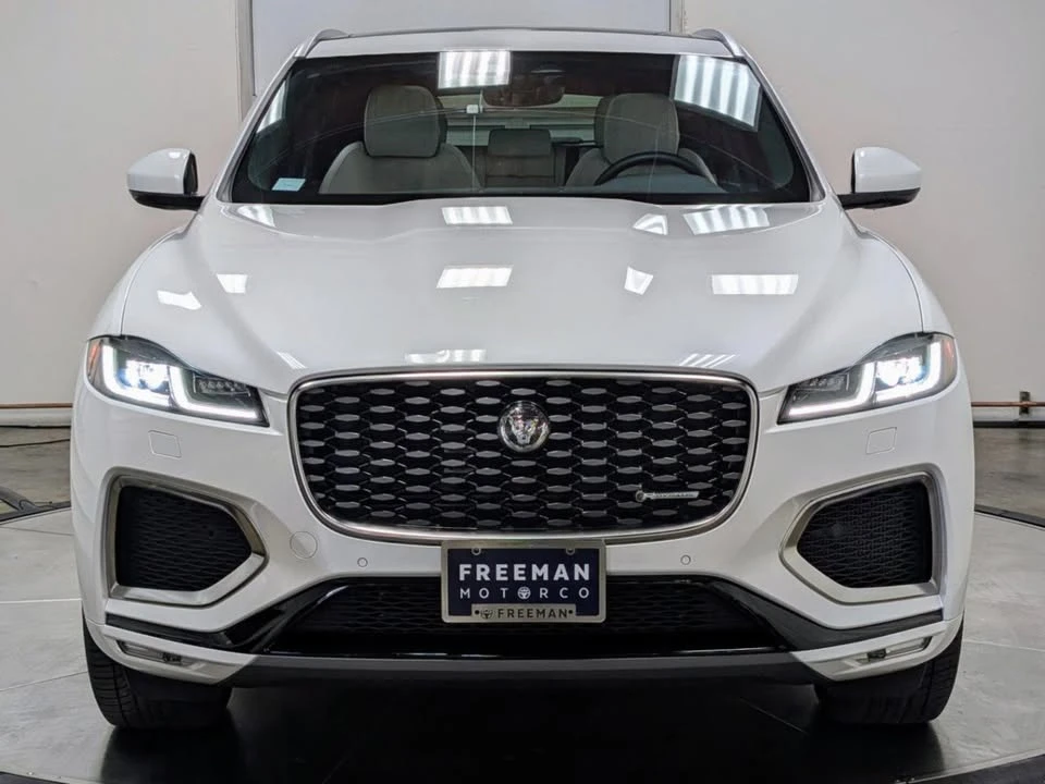 2024 Jaguar F-Pace - Image 2 of 20