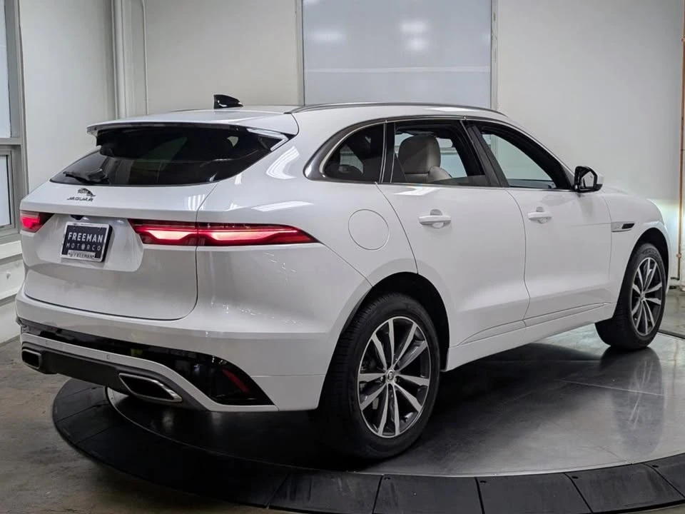 2024 Jaguar F-Pace - Image 8 of 20