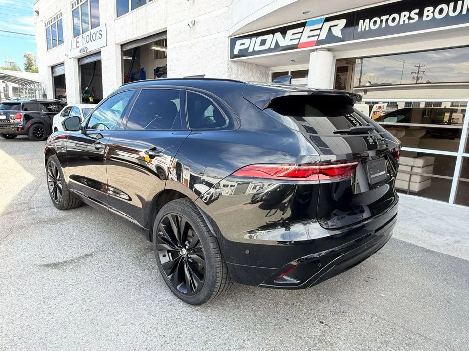2024 Jaguar F-Pace - Image 3 of 20