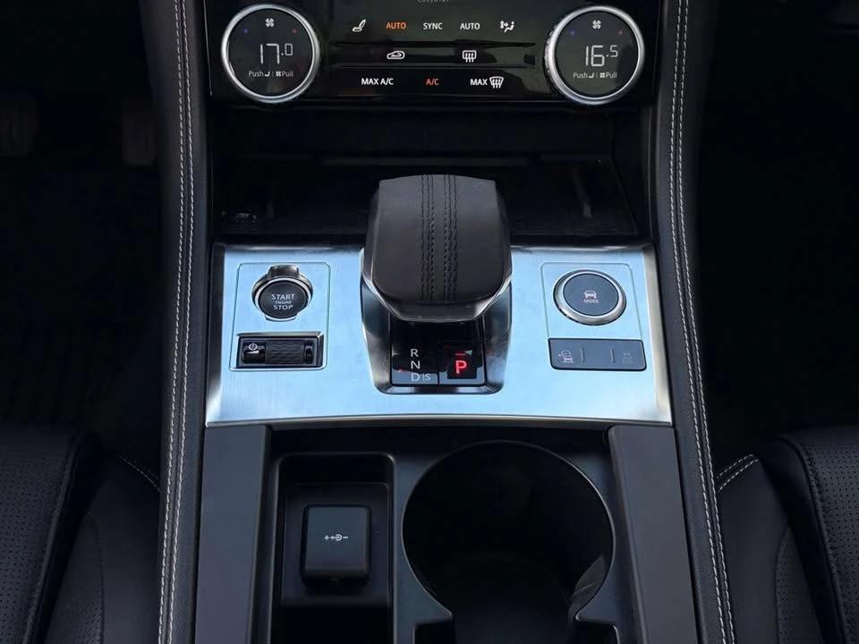 2024 Jaguar F-Pace - Image 19 of 20