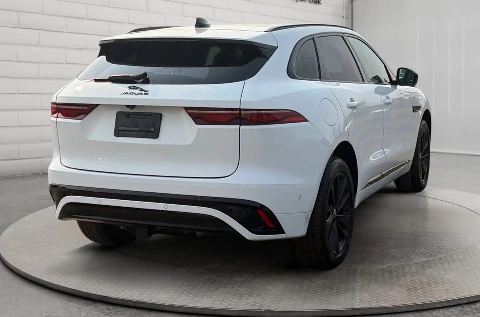 2024 Jaguar F-Pace - Image 6 of 20
