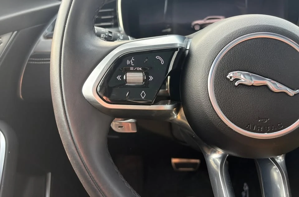 2024 Jaguar F-Pace - Image 14 of 20