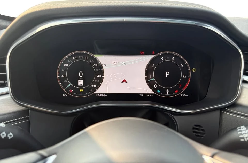 2024 Jaguar F-Pace - Image 12 of 20