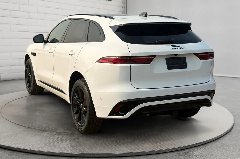 2024 Jaguar F-Pace - Image 8 of 20