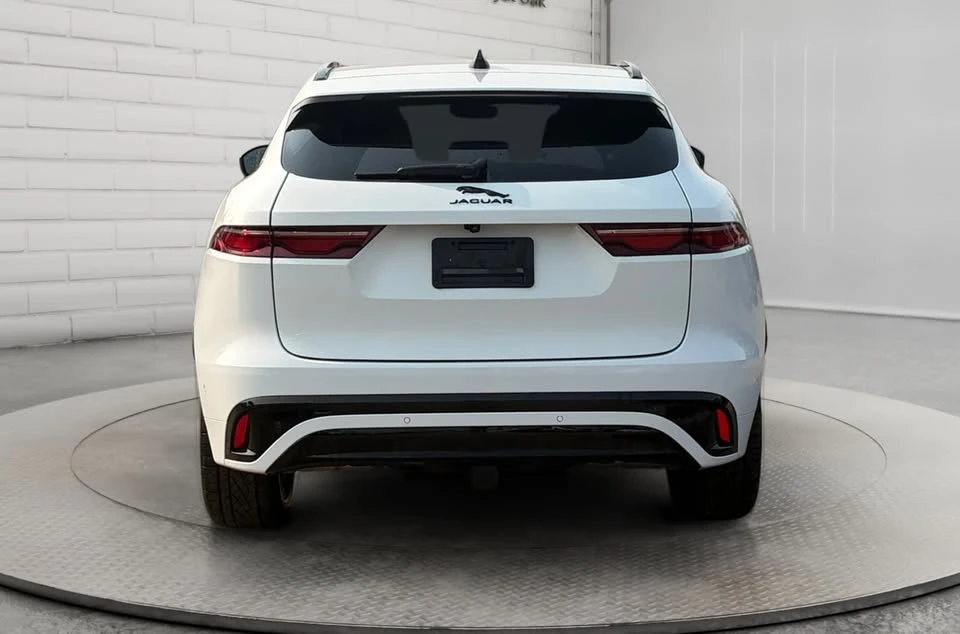 2024 Jaguar F-Pace - Image 7 of 20