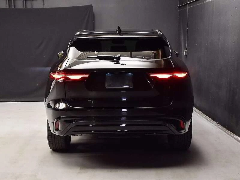 2024 Jaguar F-Pace - Image 6 of 17