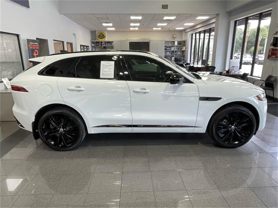 2024 Jaguar F-Pace - Image 6 of 31