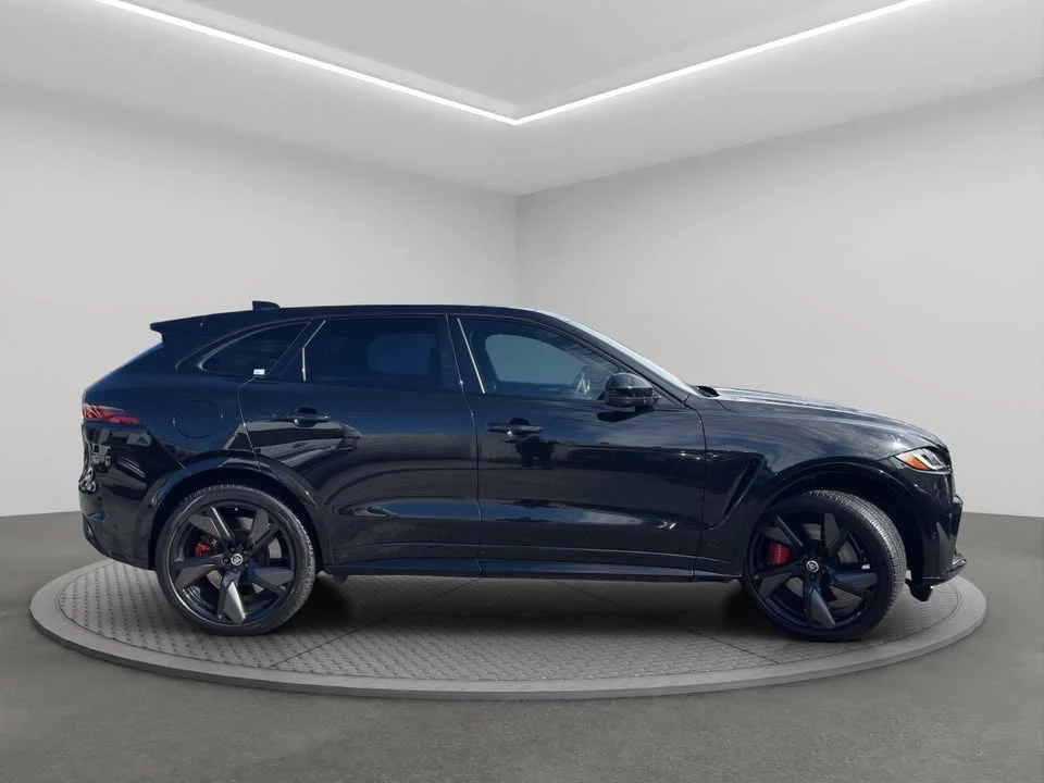 2024 Jaguar F-Pace SVR - Image 4 of 20