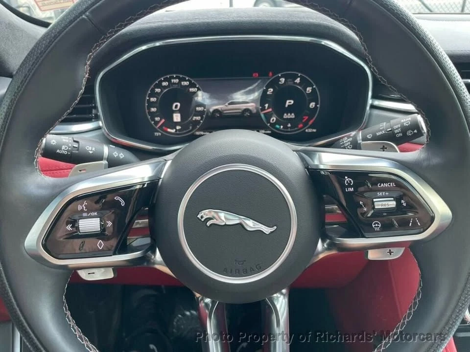 2024 Jaguar F-Pace SVR - Image 11 of 20