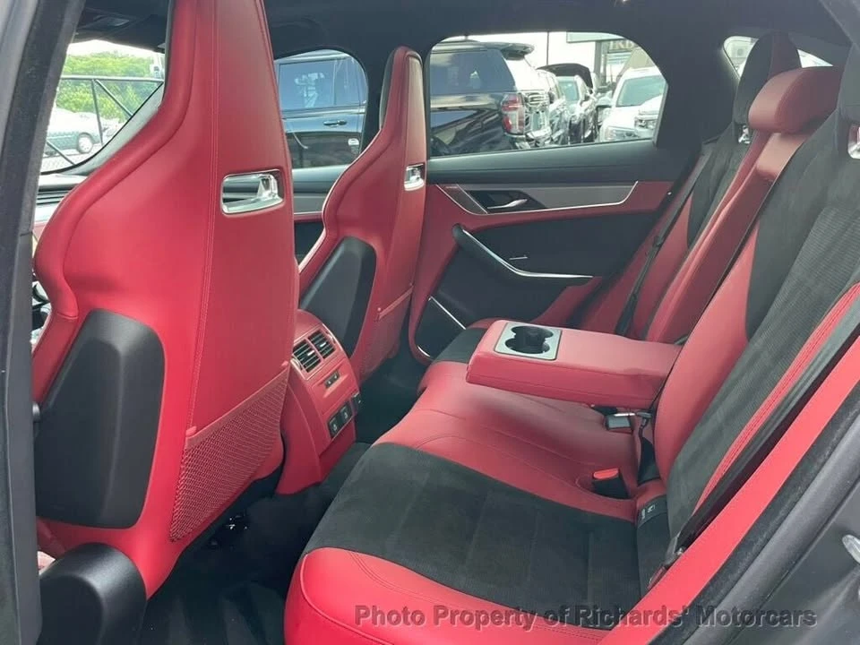 2024 Jaguar F-Pace SVR - Image 14 of 20