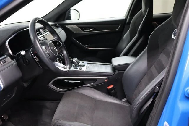 2024 Jaguar F-Pace SVR - Image 15 of 20