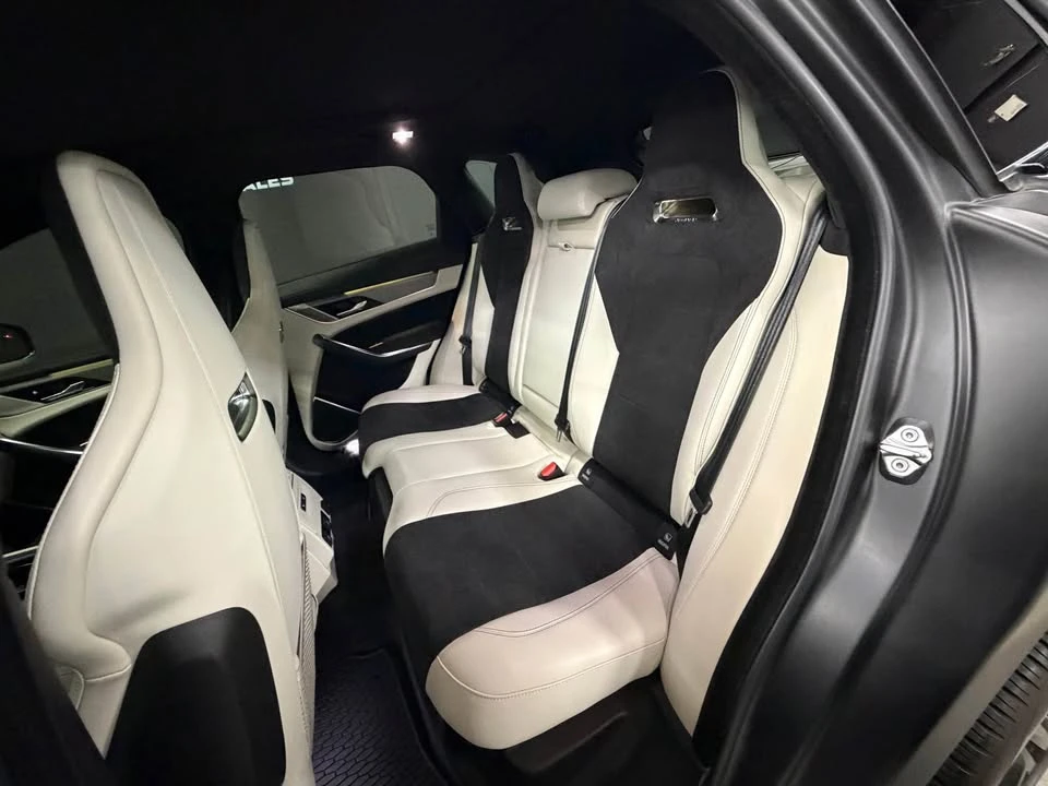 2024 Jaguar F-Pace SVR - Image 4 of 5