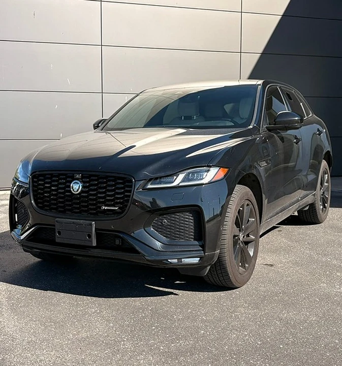 2024 Jaguar F-Pace - Image 2 of 7