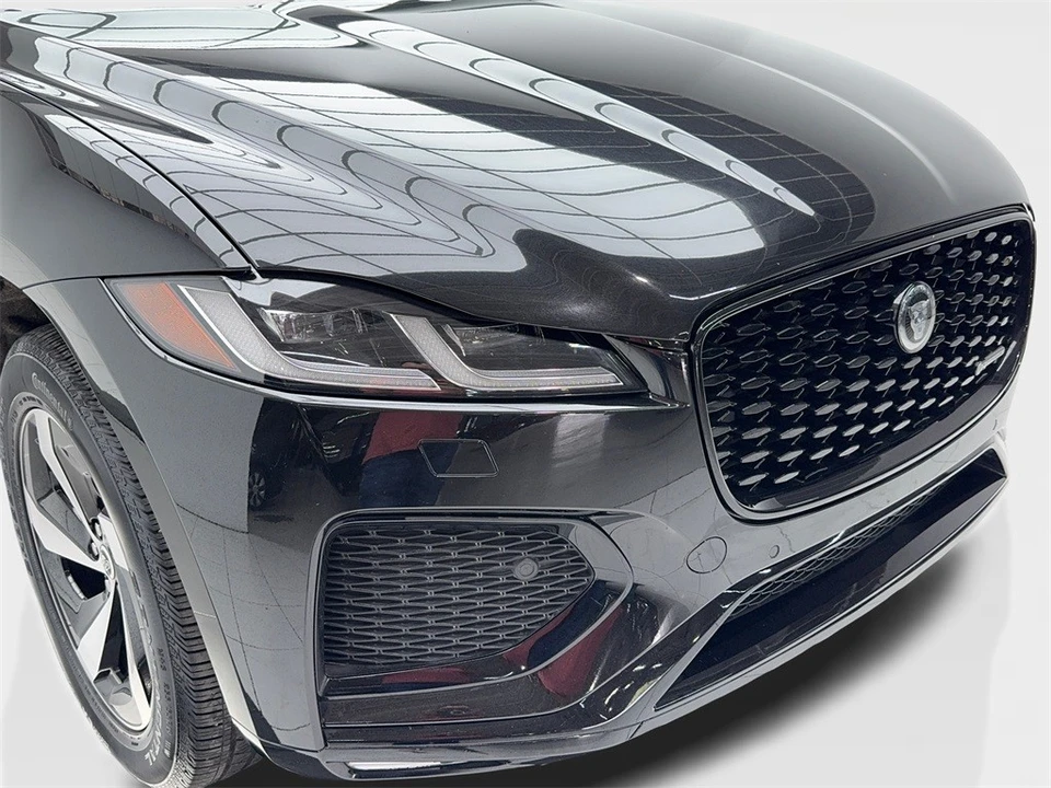 2024 Jaguar F-Pace - Image 3 of 21