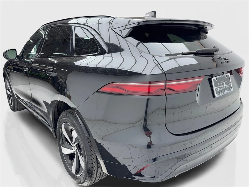 2024 Jaguar F-Pace - Image 10 of 21