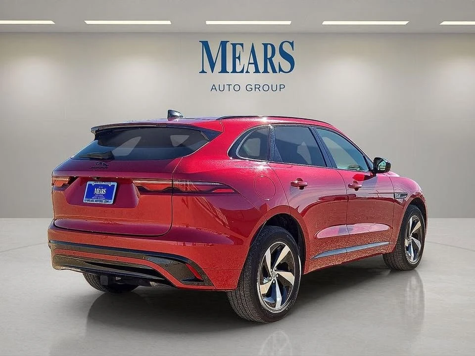 2024 Jaguar F-Pace - Image 3 of 11