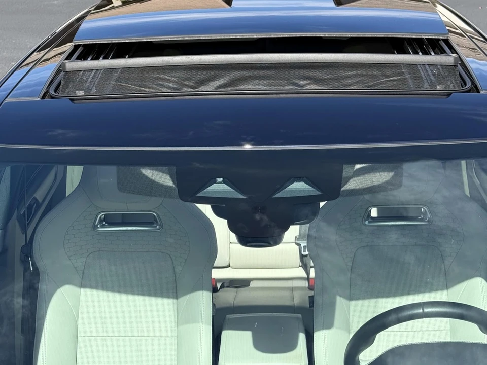 2024 Jaguar F-Pace - Image 19 of 31