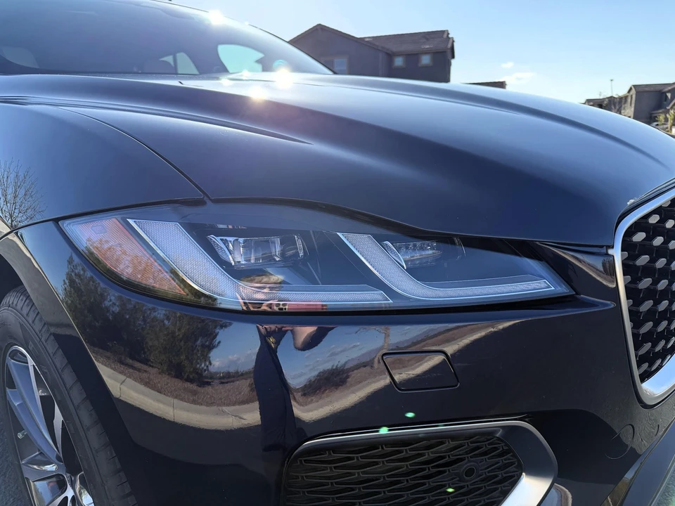 2024 Jaguar F-Pace - Image 16 of 31
