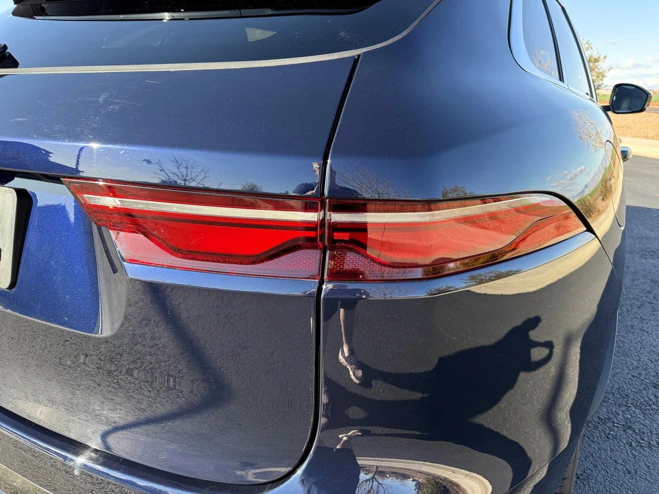 2024 Jaguar F-Pace - Image 30 of 31